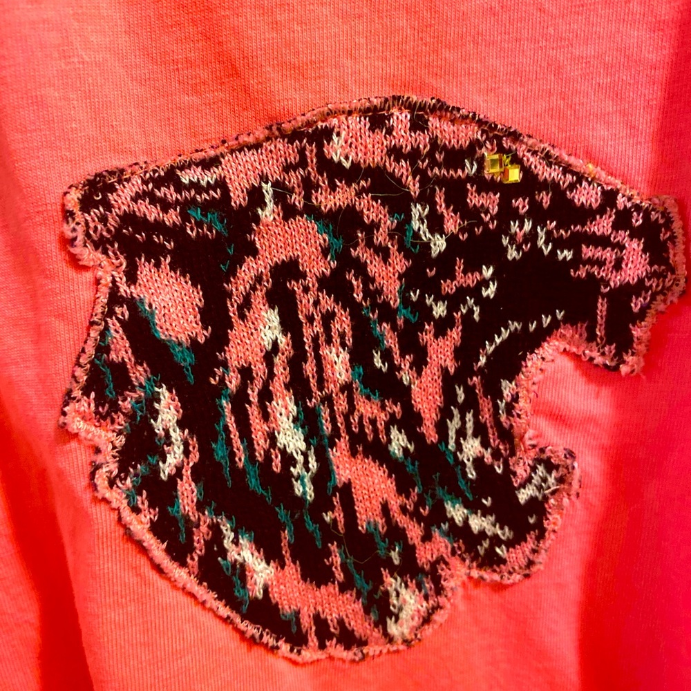 ERMANNO SCERVINO T-Shirt Size L Embroidered Tiger Head Hot Pink